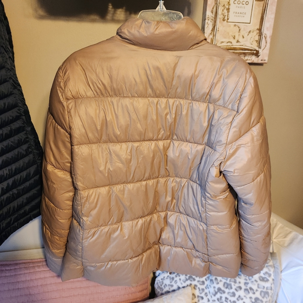GAP Puffer Jacket - Picture 3 of 3